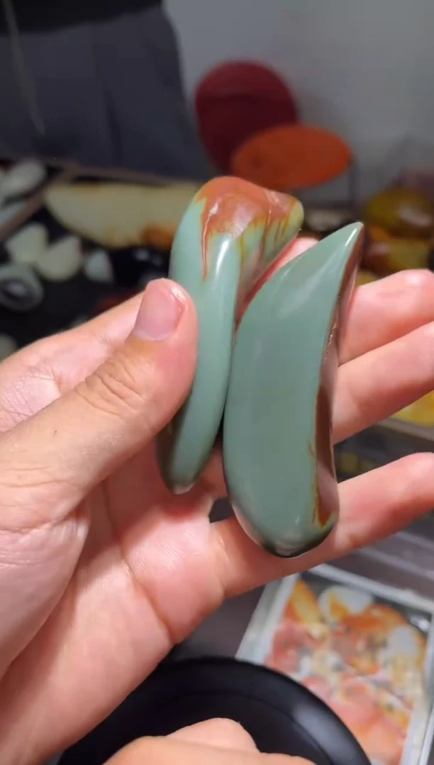 和田玉（子料）未镶嵌挂件YL-WW-7.4-14