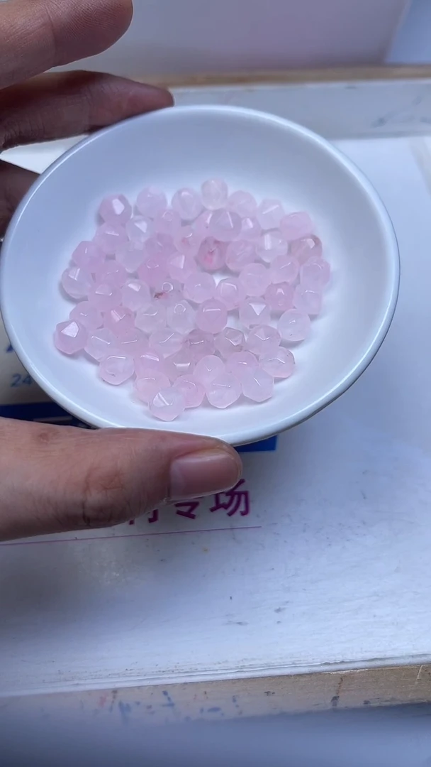 未镶嵌珠宝半成品水晶E553 粉水晶切面8mm25个12 元