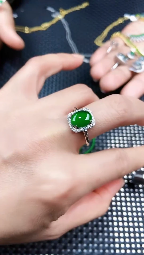 【闪购商品】翡翠戒指未镶嵌11111111