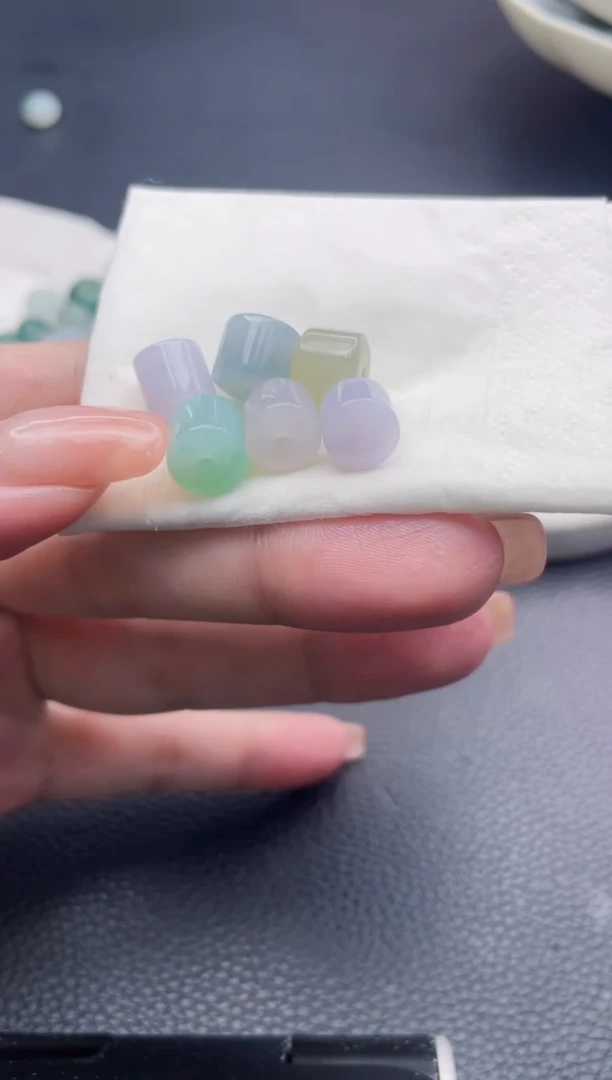 定制翡翠未镶嵌珠子