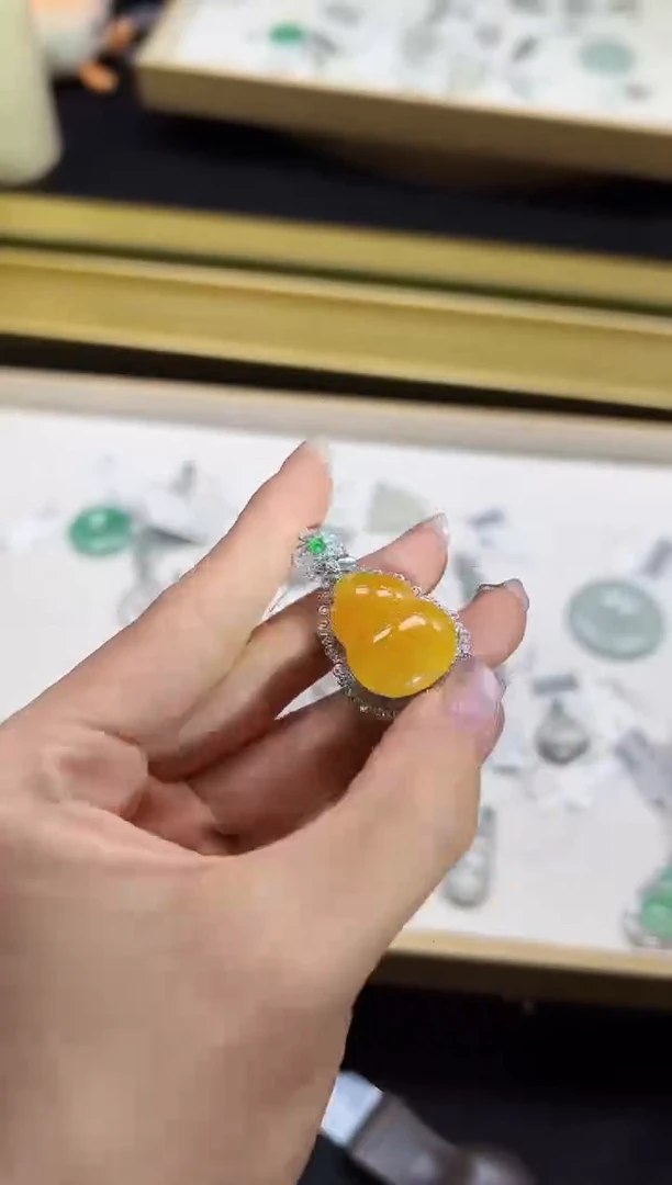 【闪购商品】翡翠颈饰18K金镶嵌FZB0118-308