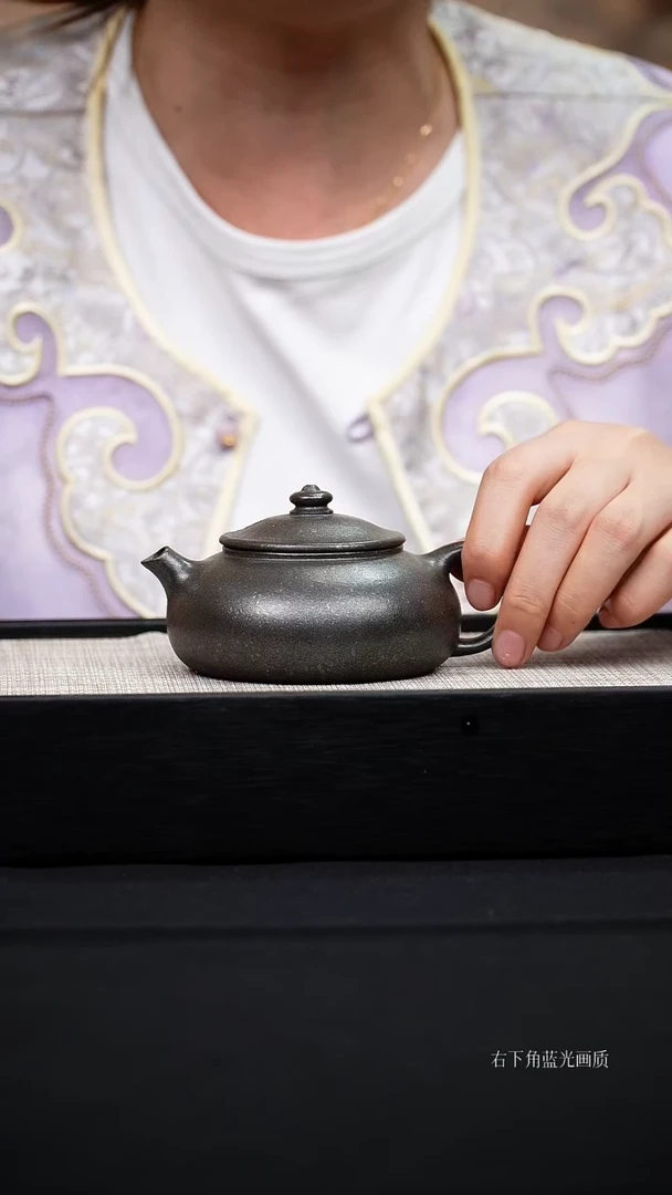 茶壶紫砂紫玉金砂还原烧寒江