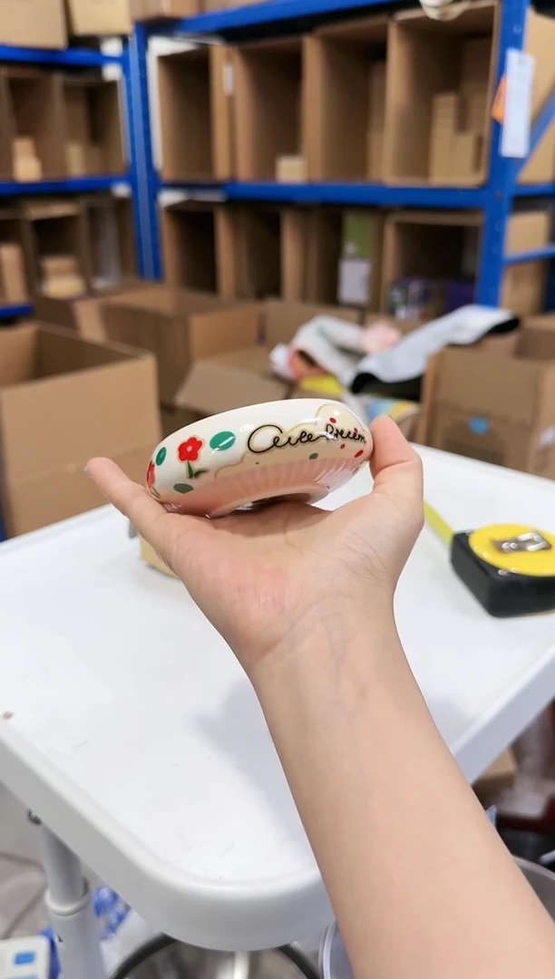 【闪购商品】瓷片糖尾玄猫粉色味碟