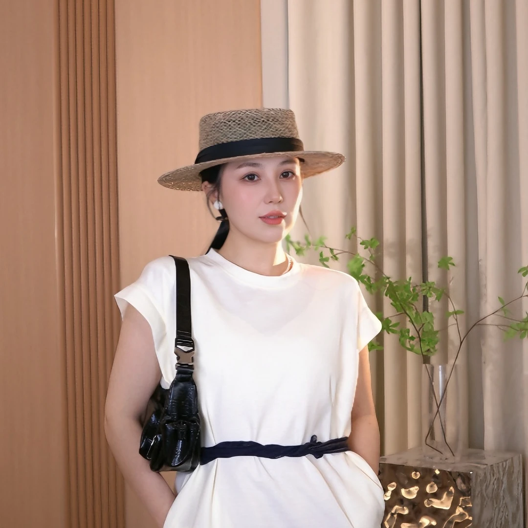 太一法式镂空平顶帽新款女百搭时尚草编海边沙滩度假帽