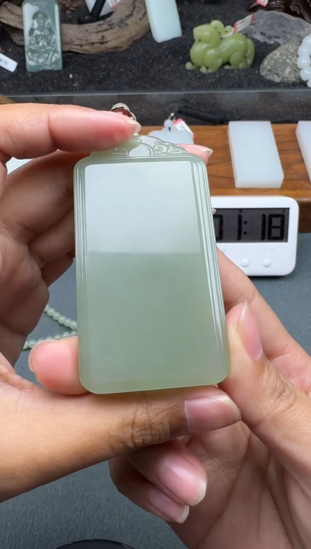 颈饰未镶嵌和田玉1