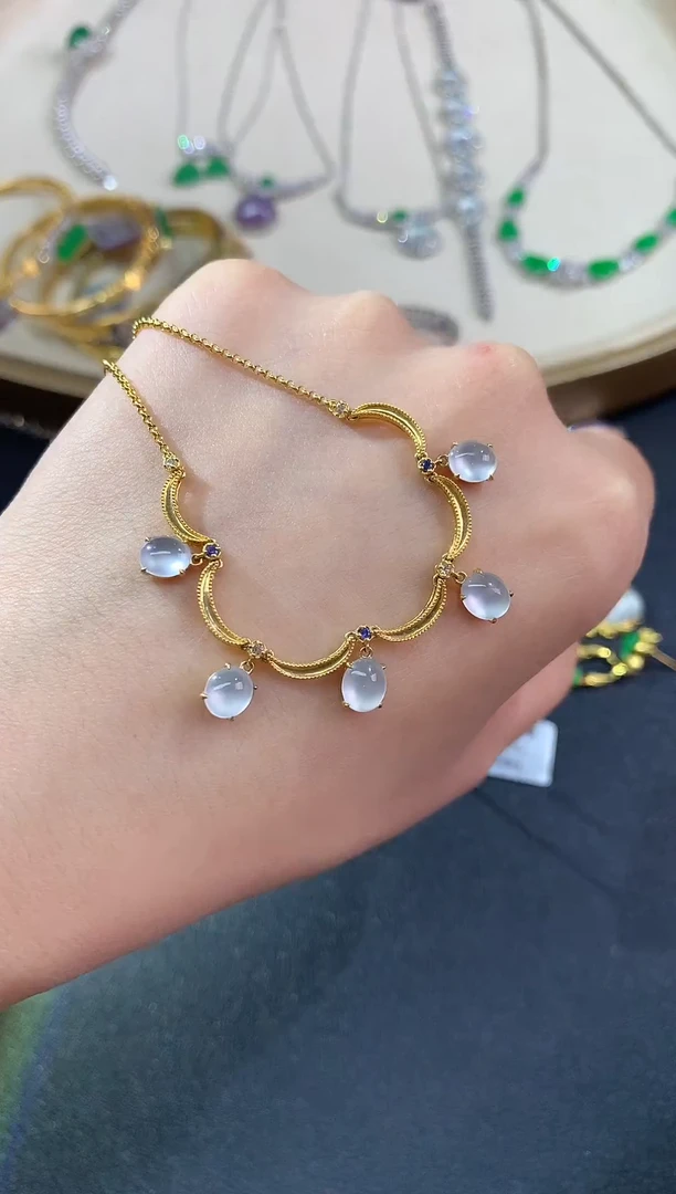 套链18K金镶嵌翡翠D623|9800