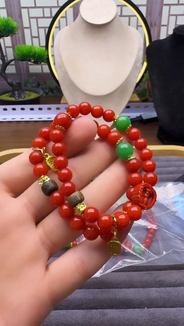 14K金镶嵌手链翡翠L07