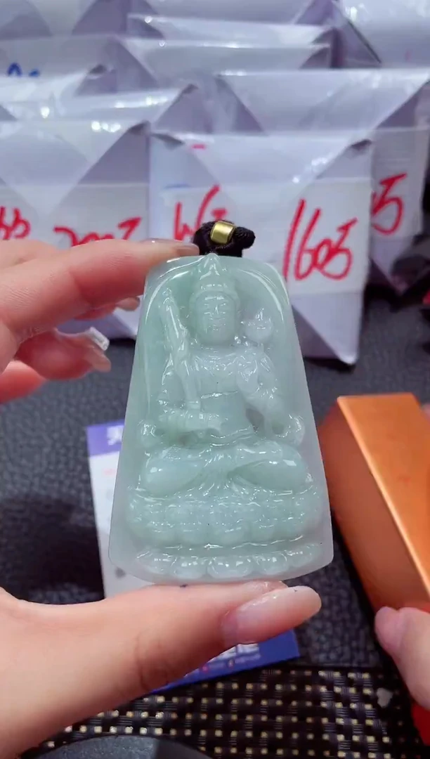 颈饰未镶嵌翡翠63