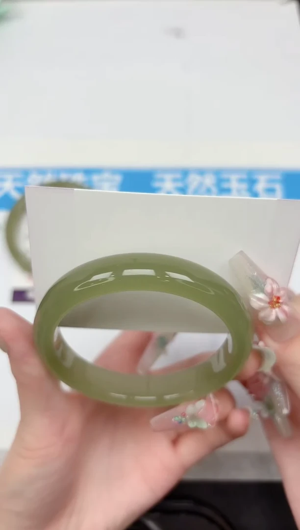 未镶嵌手镯石英质玉311-64