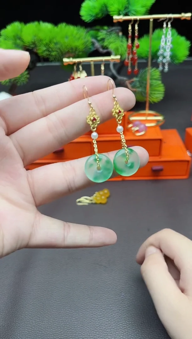 石英质玉（非洲翠）银S925镶嵌耳饰306