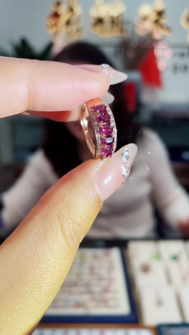 【闪购商品】石榴石戒指银S925镶嵌戒指无证书