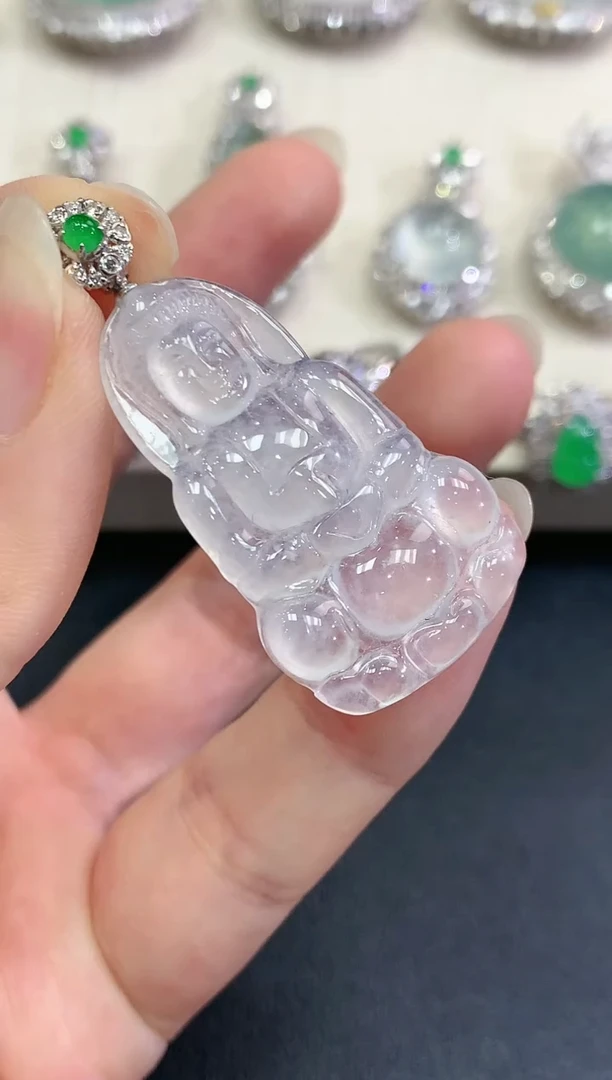 【闪购商品】翡翠吊坠(不含链)18K金镶嵌b82