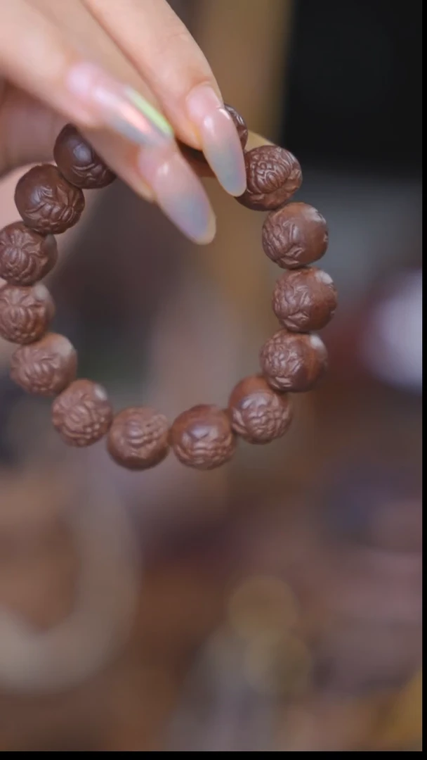 泥塑念慈1.3左右 莲花珠单圈手串