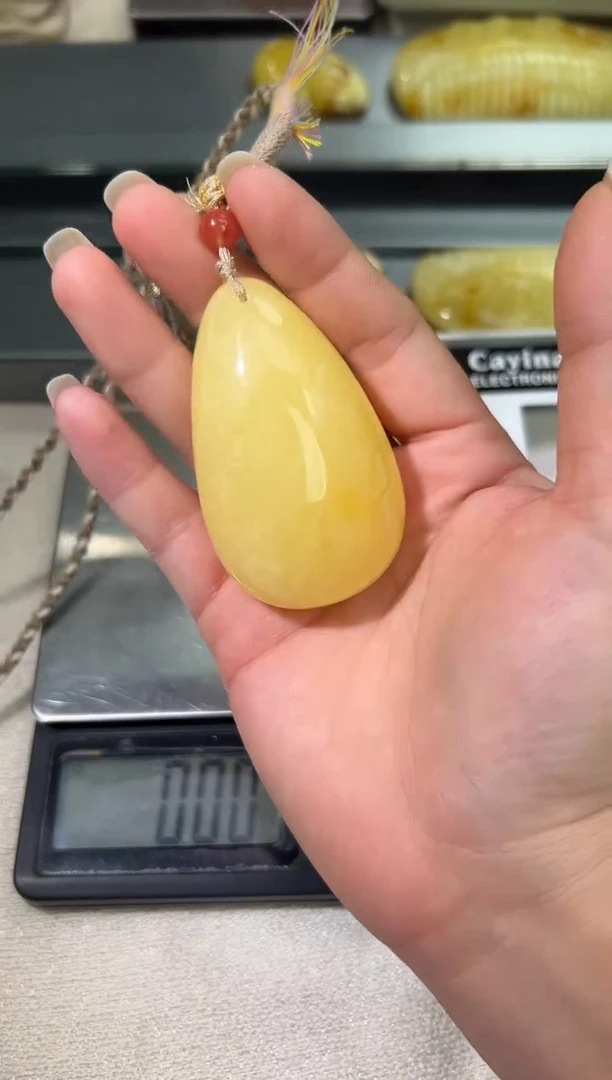 裸石琥珀未镶嵌琥珀蜜蜡吊坠