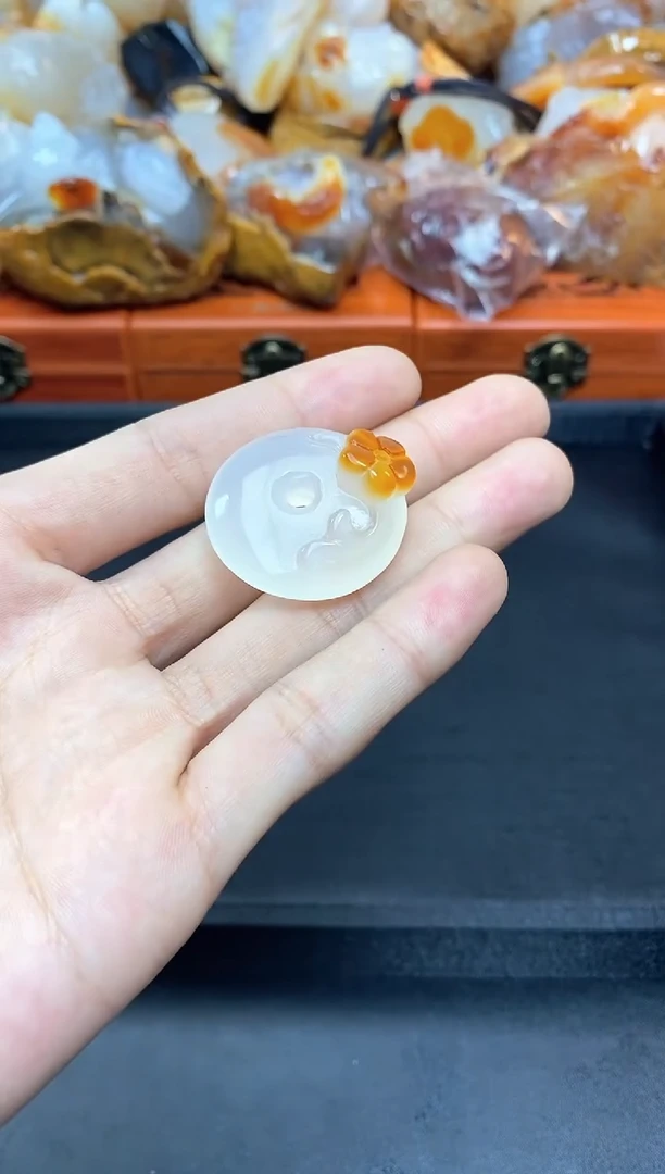未镶嵌玛瑙/玉髓珠宝奇石0