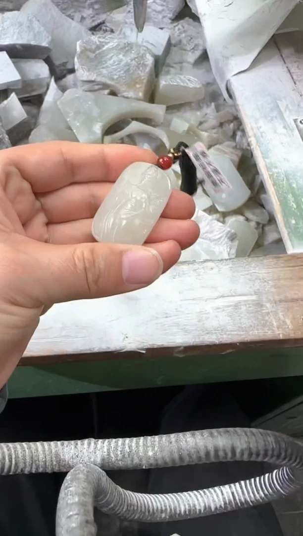 【闪购商品】和田玉颈饰未镶嵌观音