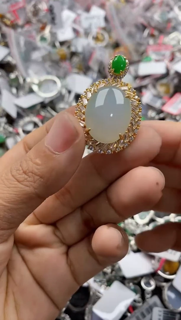 银S925镶嵌戒指翡翠888               7