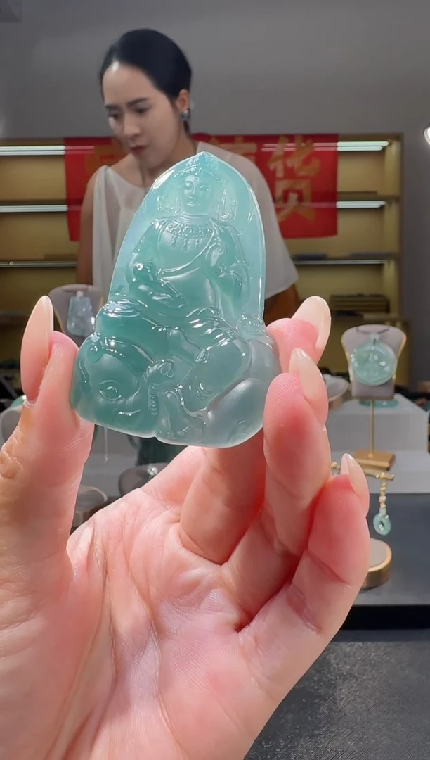 翡翠未镶嵌吊坠(不含链)普贤