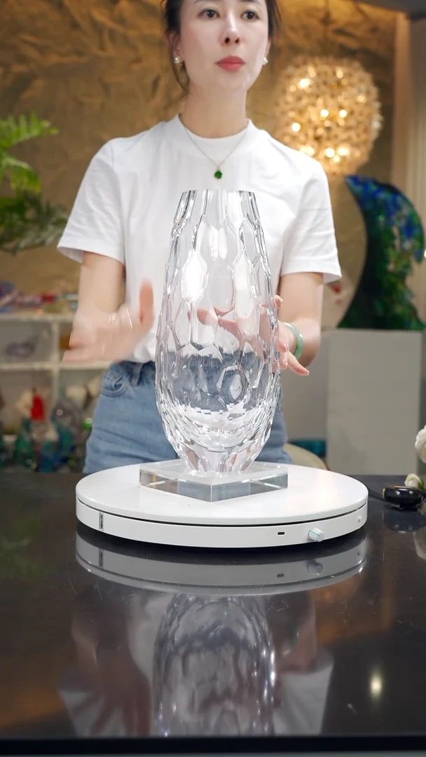 福利净色凹面花瓶