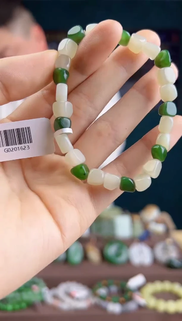 【闪购商品】和田玉颈饰未镶嵌ZZ 拍一发一 多样性发货