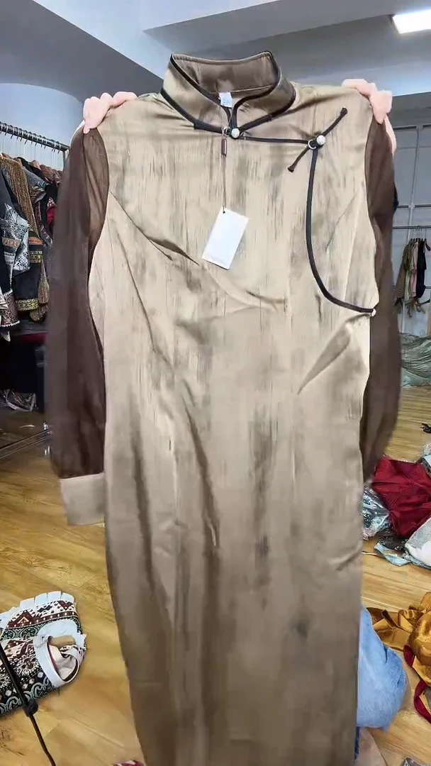 连衣裙       XL码      120-130斤（没有腰带）