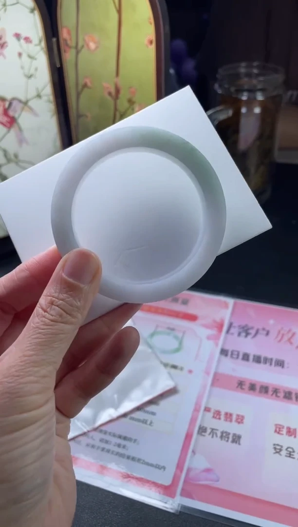 未镶嵌手镯定制翡翠哈**士定制手镯ADL1/DZS