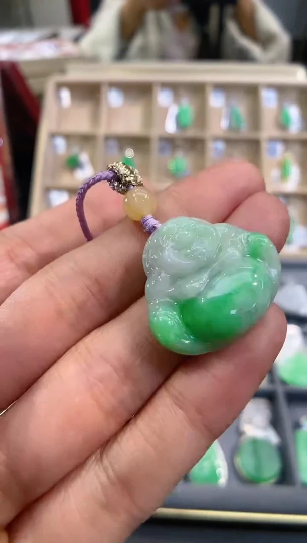 【闪购商品】翡翠吊坠(不含链)未镶嵌佛公