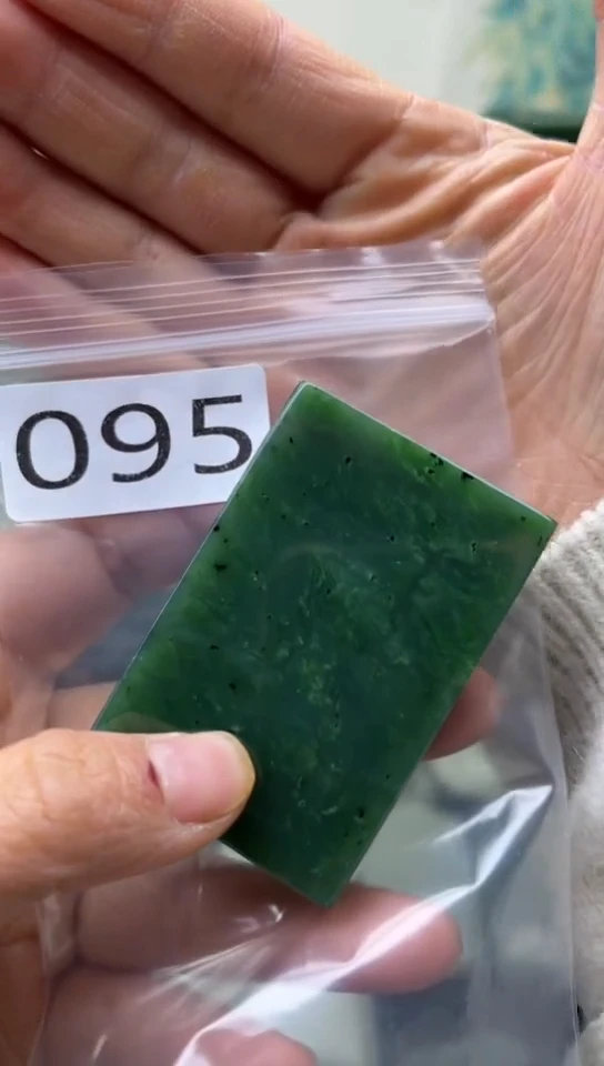 未镶嵌和田玉珠宝半成品牌子