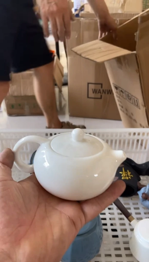 摆件摄影的产品有使用过的痕迹有点脏介意勿拍