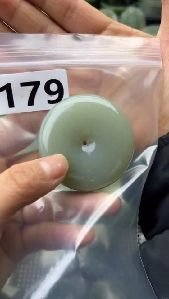 未镶嵌和田玉珠宝半成品扣子