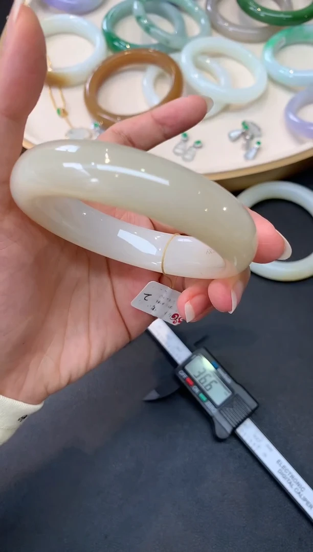 未镶嵌手镯和田玉S180|16800
