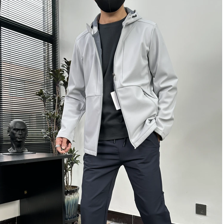 6800休闲户外运动软壳男款外套保暖弹力透气防泼水透气连帽