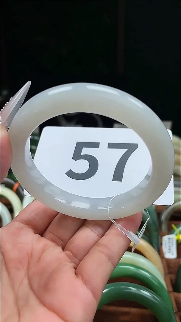 定制和田玉和田玉手镯