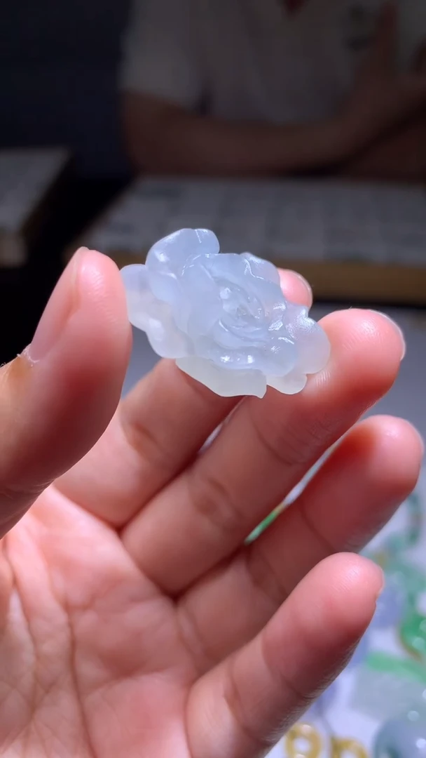 未镶嵌定制翡翠毛货
