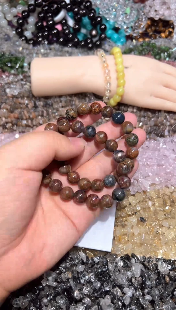 手饰木变石未镶嵌多样性