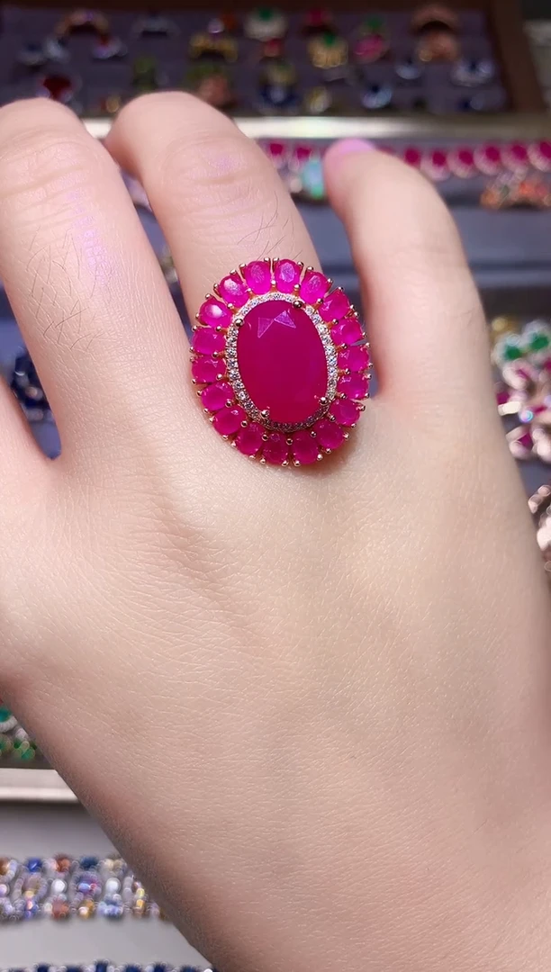 银S925镶嵌戒指红宝石....