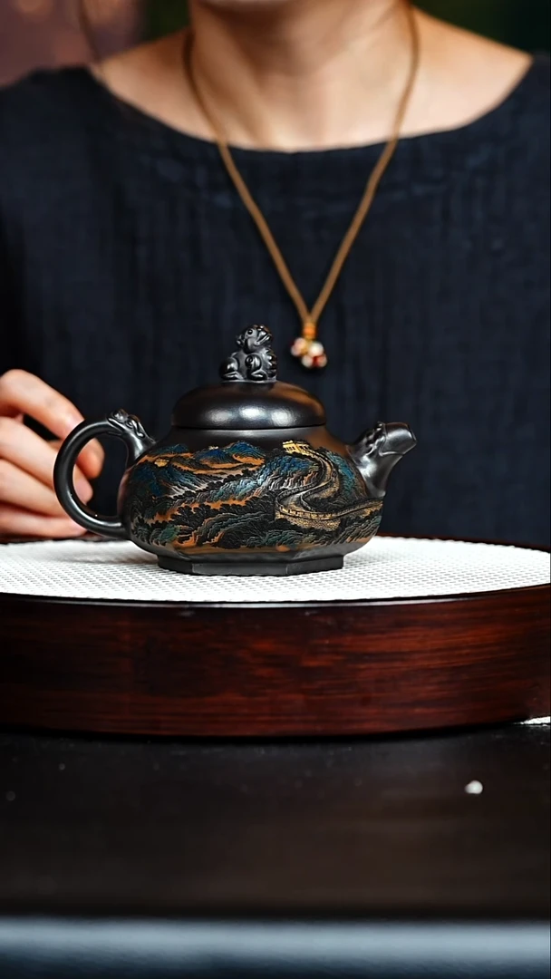茶壶紫砂宜兴紫砂 瑞兽石黄 梅付春