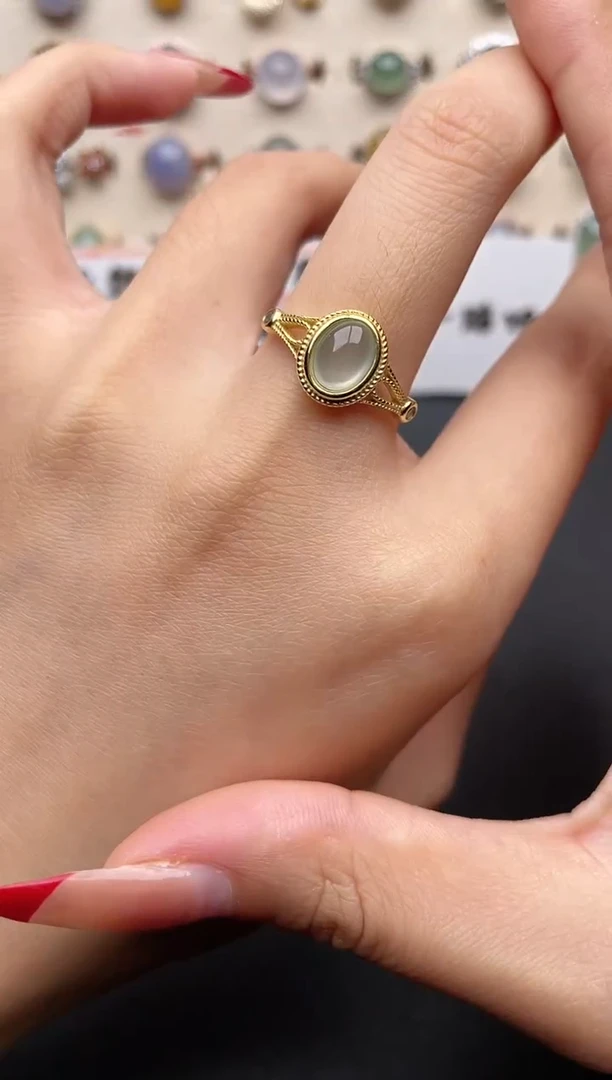 【闪购商品】翡翠戒指银S925镶嵌一物一证一礼盒