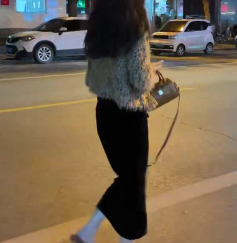 时尚潮流百搭精品女装dgd6494