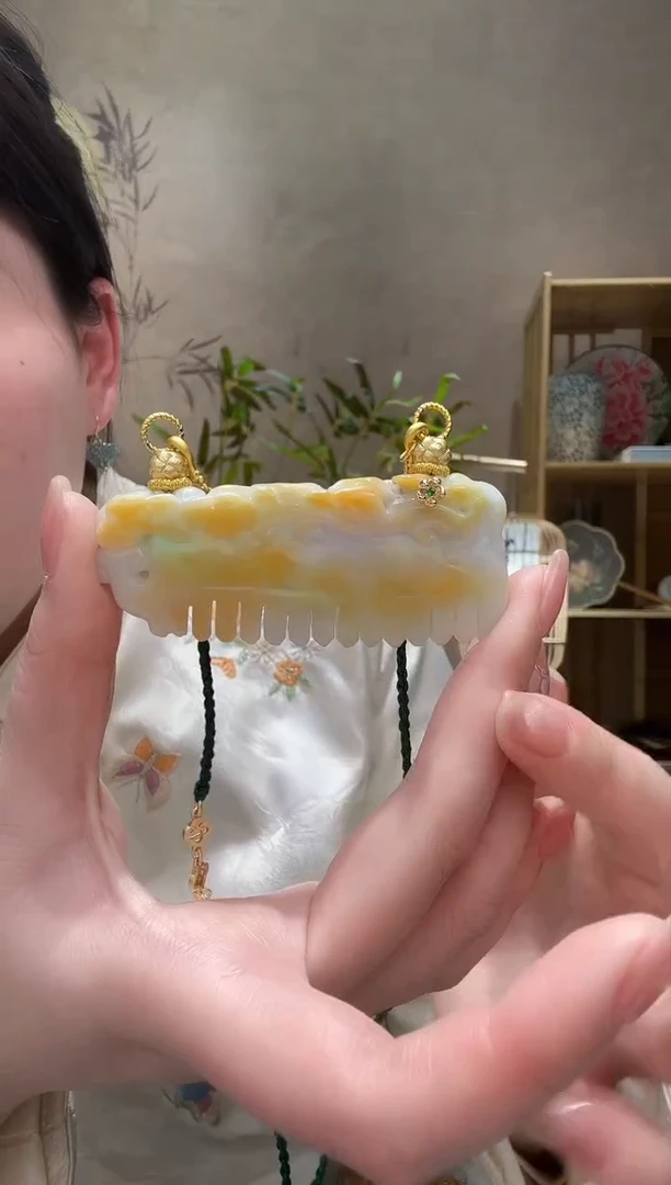 【闪购商品】翡翠颈饰未镶嵌吊坠