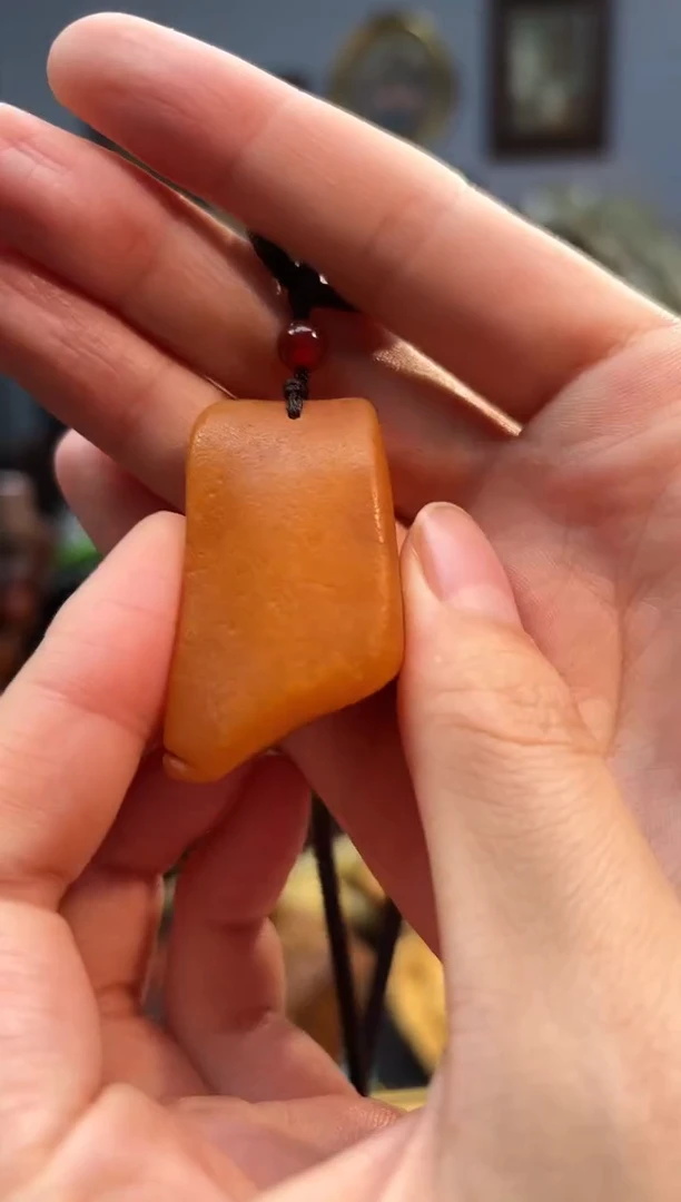 琥珀颈饰未镶嵌吊坠