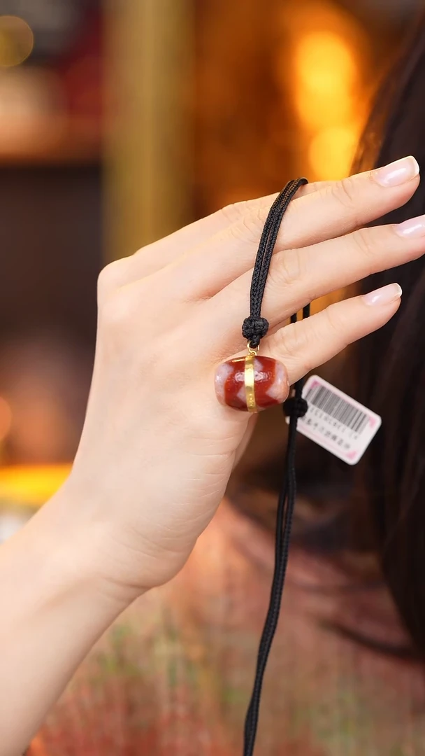 【闪购商品】玛瑙/玉髓颈饰18K金镶嵌Z27765锁骨链