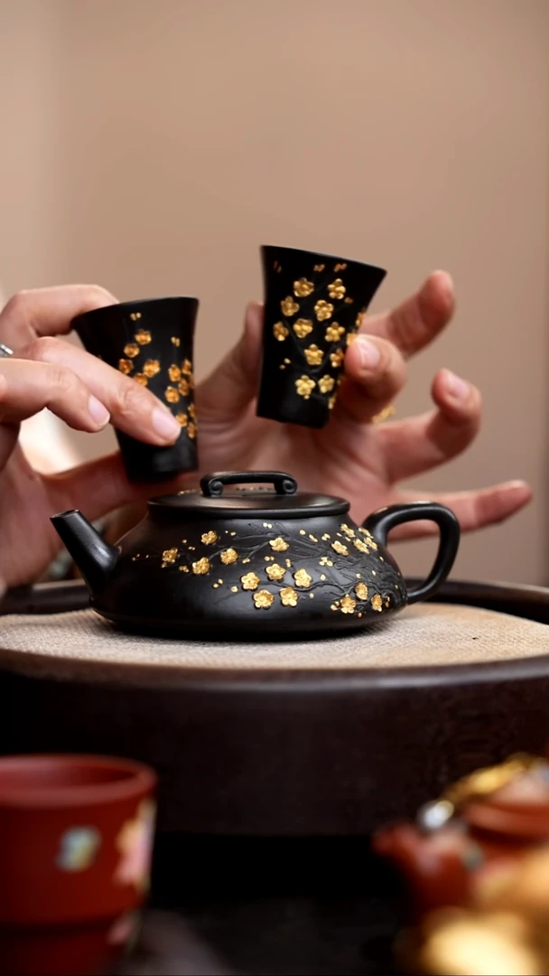 茶壶紫砂008   捂灰朱泥描金梅花如意石瓢+2杯