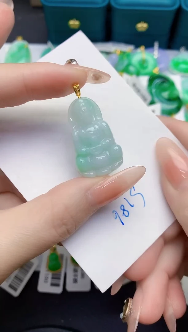 颈饰未镶嵌翡翠缅甸天然翡翠A货