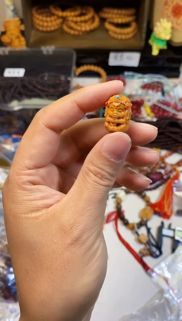 【闪购商品】非洲檀香吊坠象神