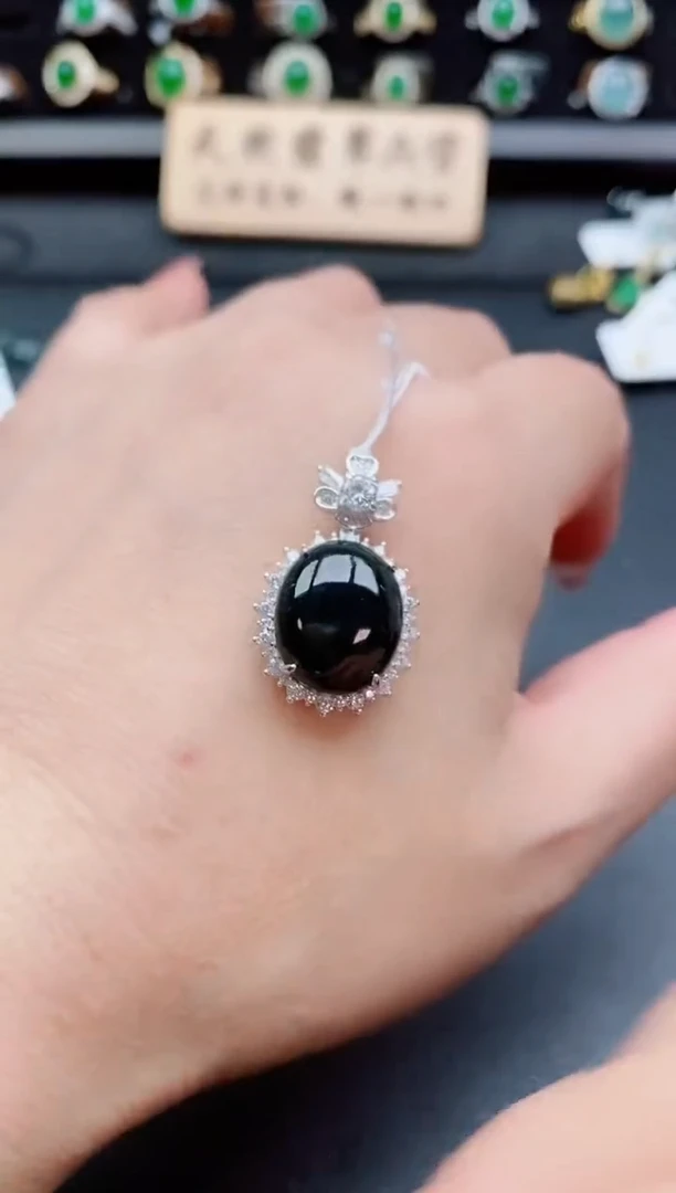 吊坠(赠链)银S925镶嵌翡翠1