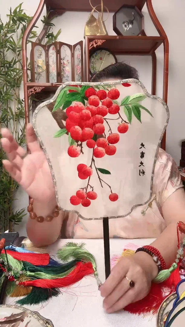 刺绣团扇-双面绣花