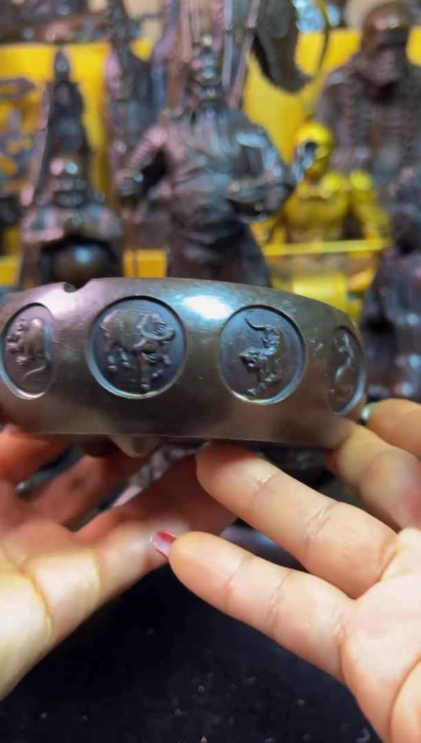 【闪购商品】1案台摆件 物品摆件