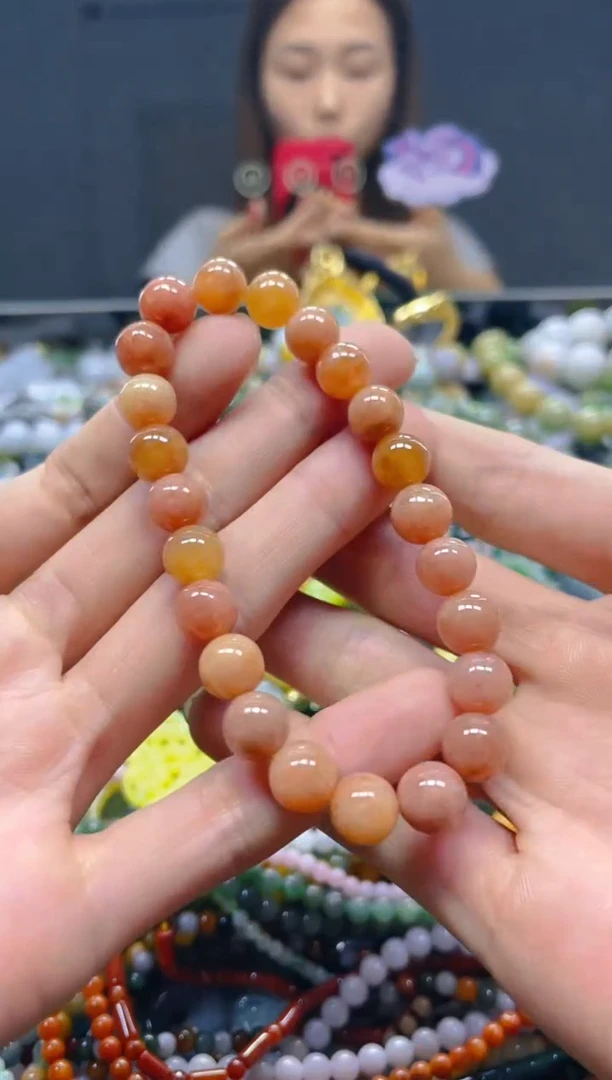颈饰未镶嵌翡翠8MM/F/翡翠A货，一件也是批发价
