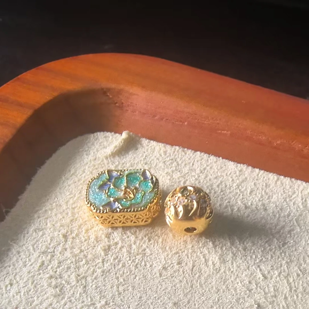 十二花神珐琅彩精美饰品